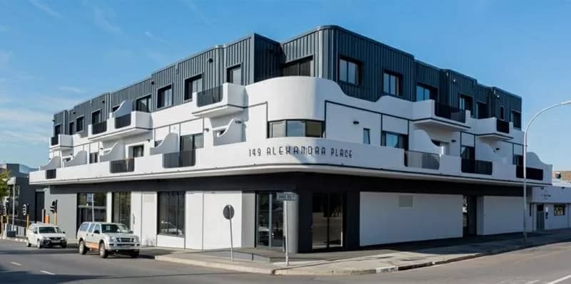 Blouvin Somerset West — Mixed Use