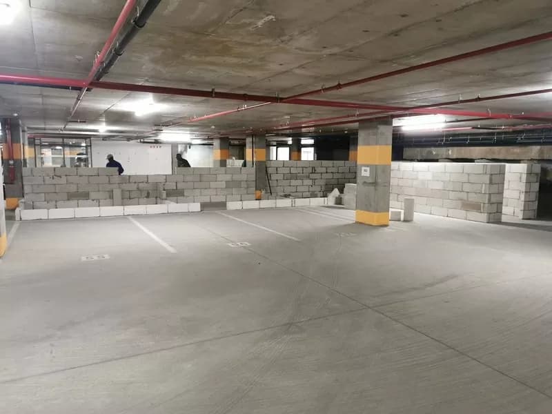 Quadrant Gardens — Store Rooms Phase 2 — photo 9