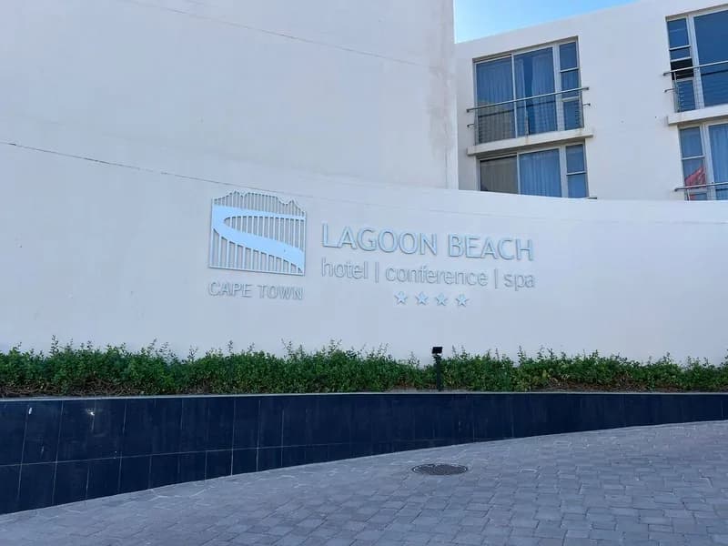 Lagoon Beach Hotel — photo 1