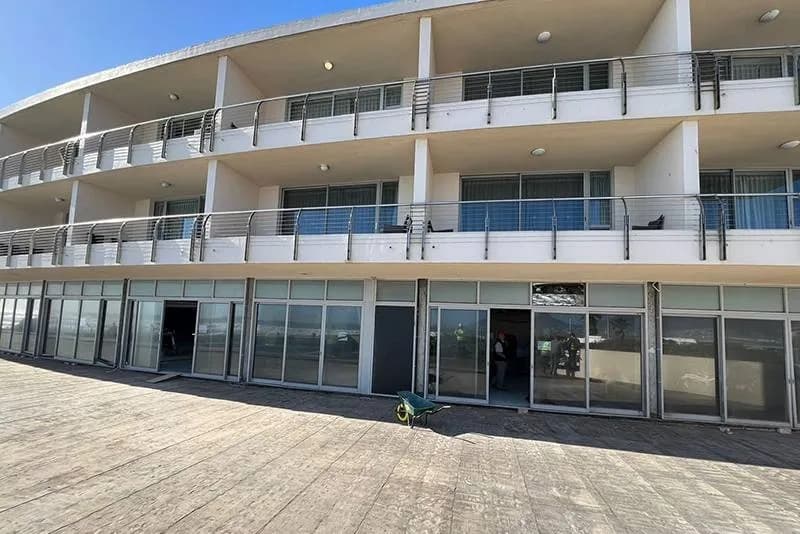 Lagoon Beach Hotel